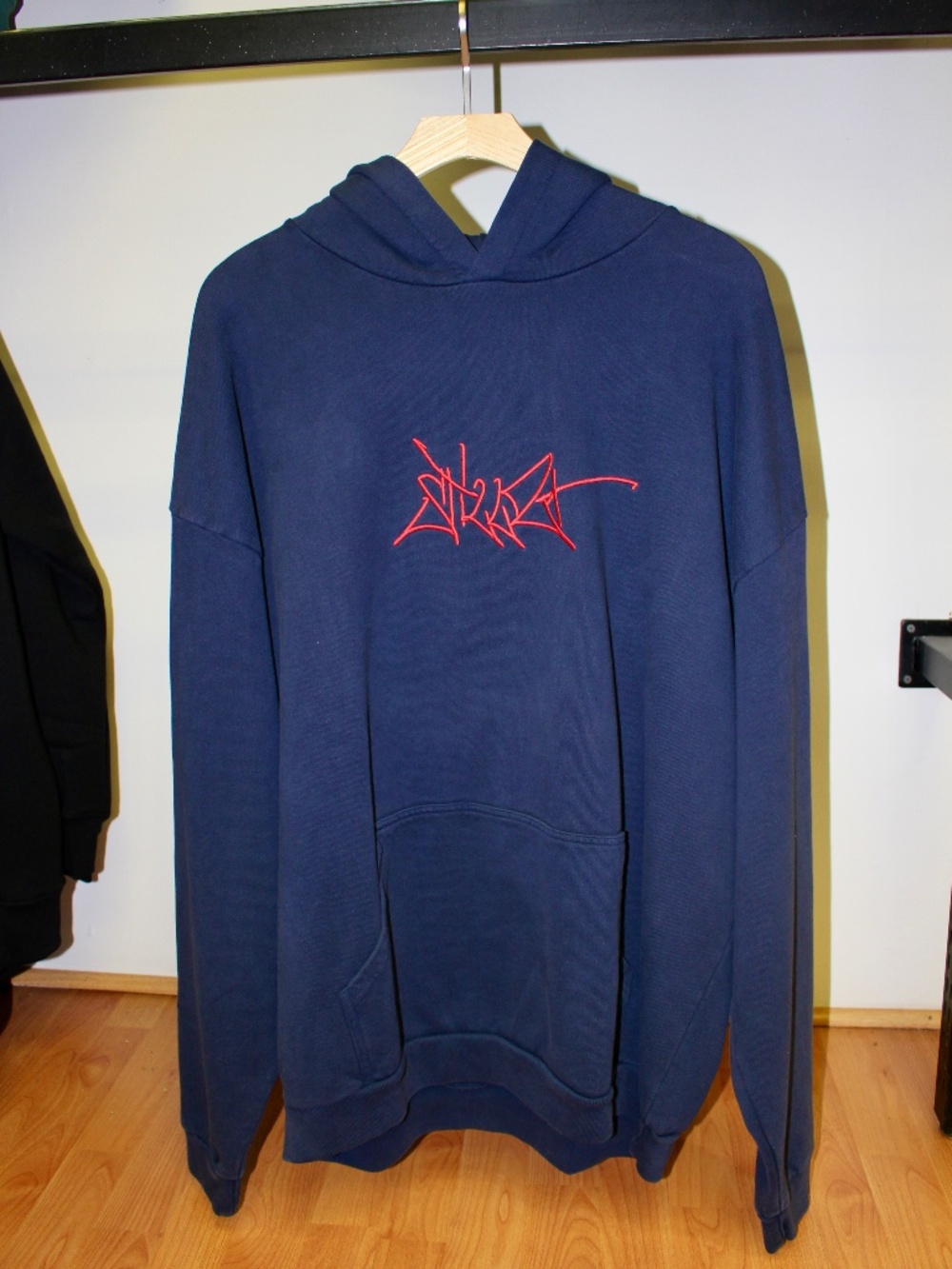 Stay Stillz Stillz Throwie Hoodie - Navy